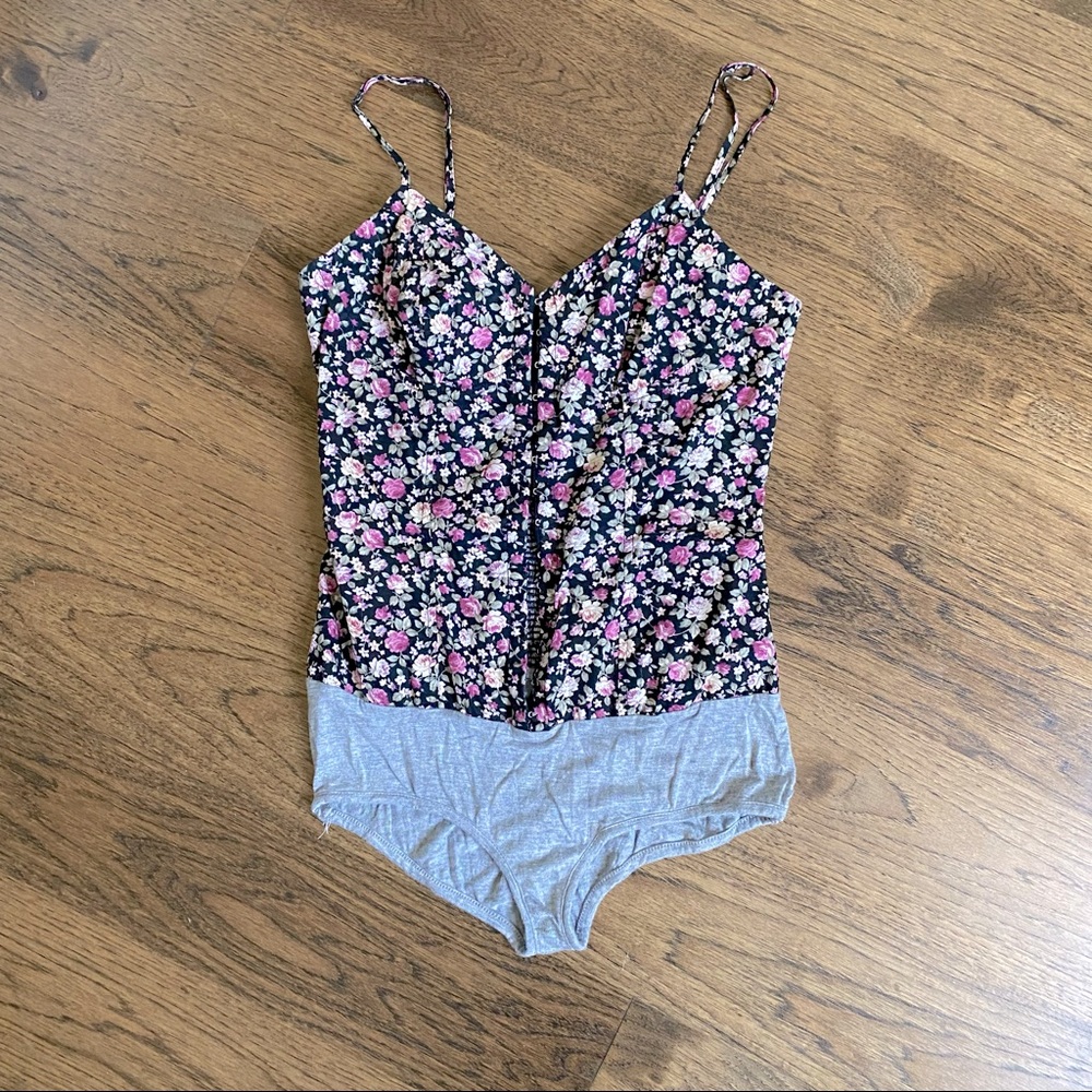 3/$25 Pins and Needles Small Floral Print Hooked Body Suit